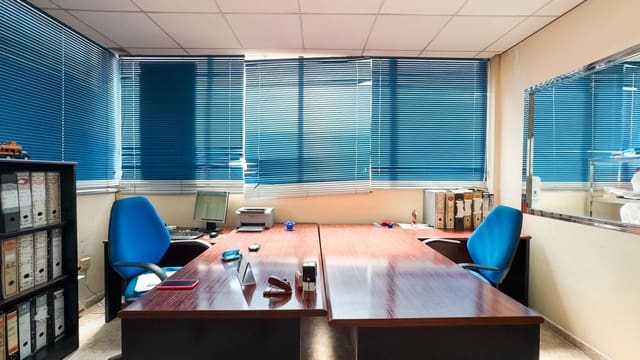 Bedrijf te koop in Finestrat - € 486.000 (Ref: 9173378)