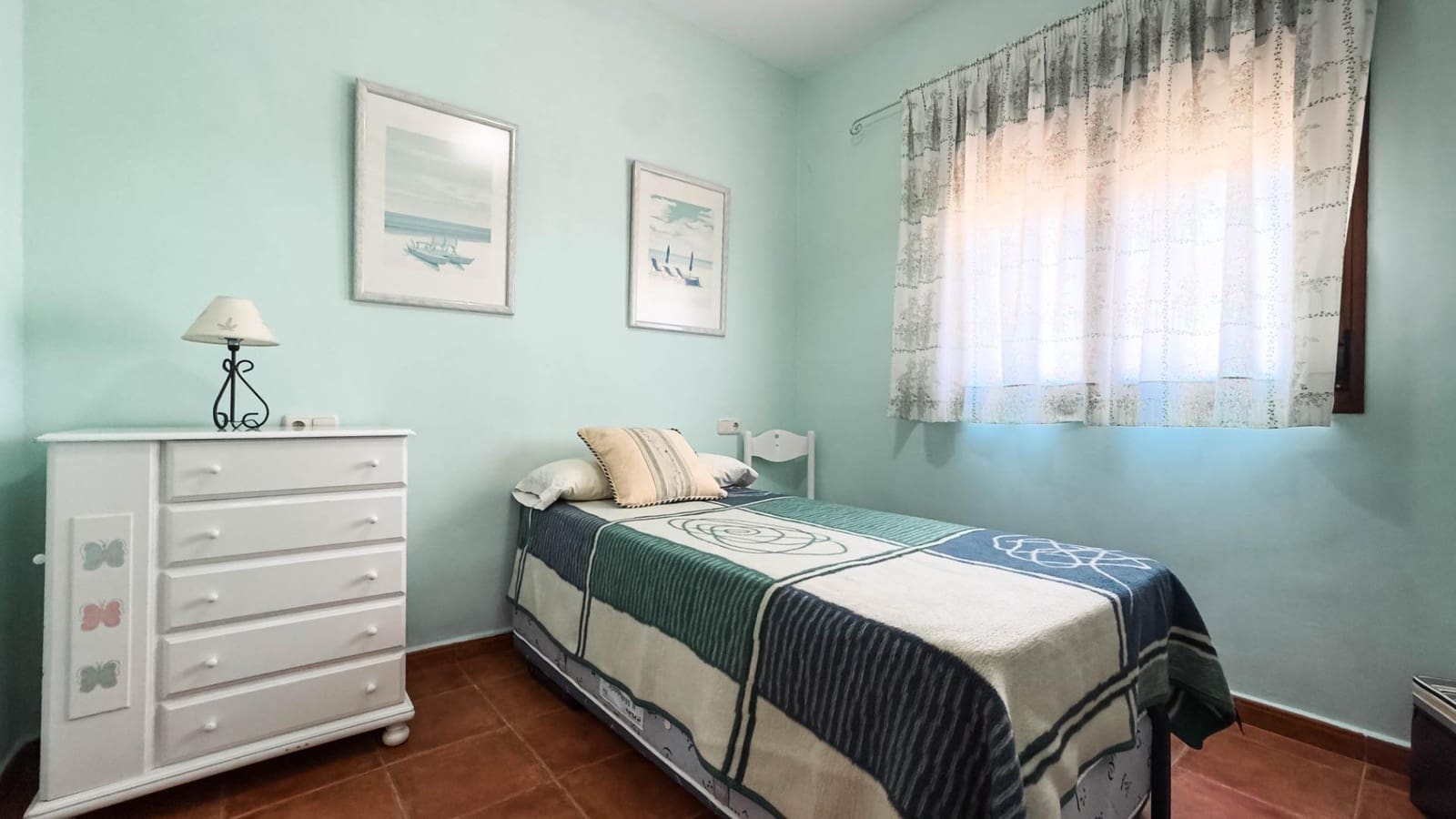 8 bedroom Villa for sale in Villa de Ves with garage - € 310,000 (Ref: 9173379)