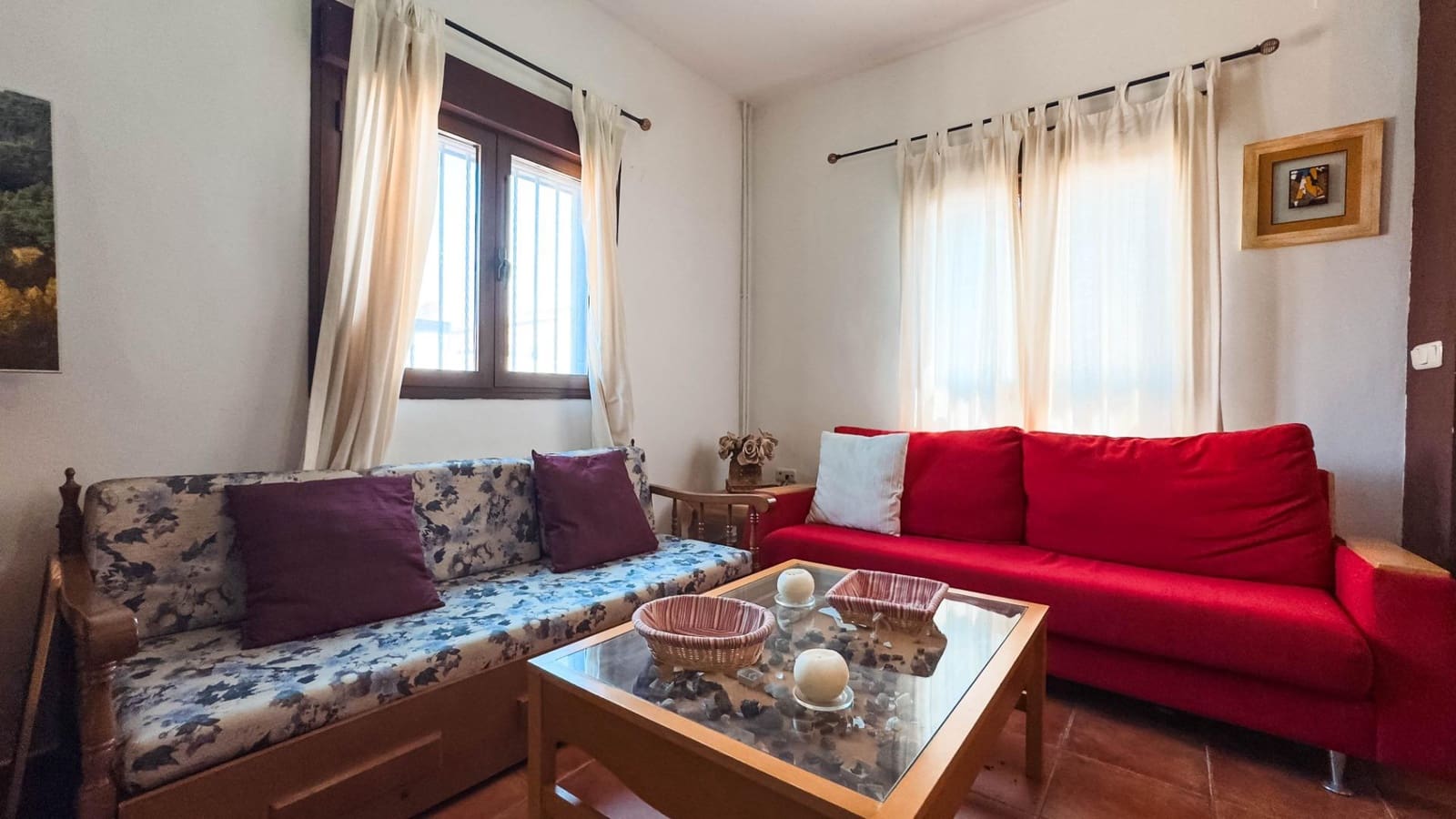 8 bedroom Villa for sale in Villa de Ves with garage - € 310,000 (Ref: 9173379)