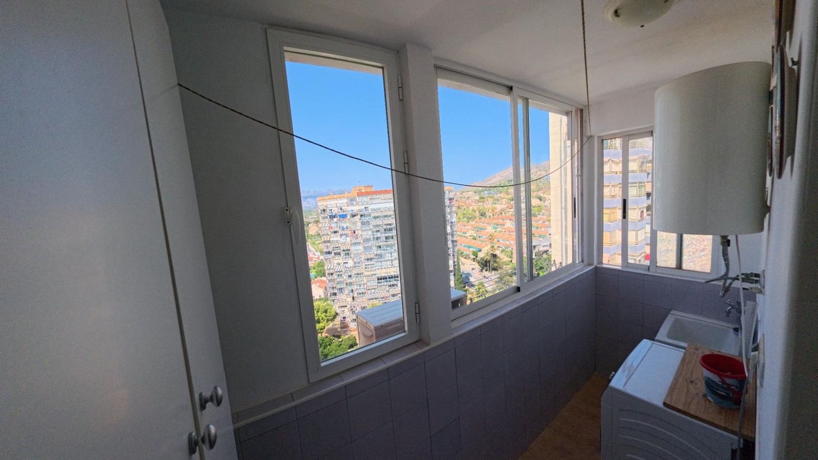 3 slaapkamer Penthouse te koop in Benidorm met zwembad - € 359.000 (Ref: 9176402)