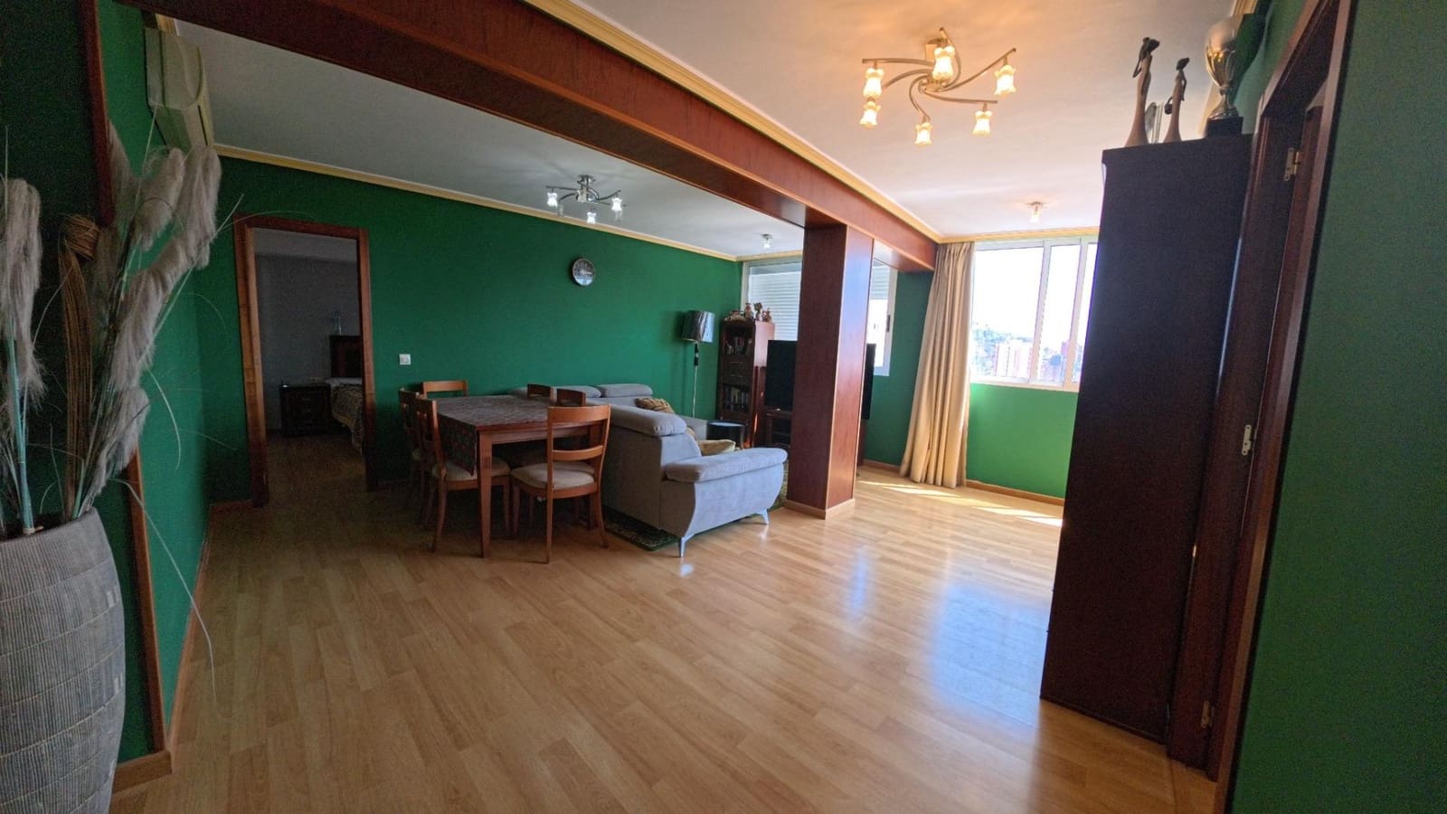 3 slaapkamer Penthouse te koop in Benidorm met zwembad - € 359.000 (Ref: 9176402)