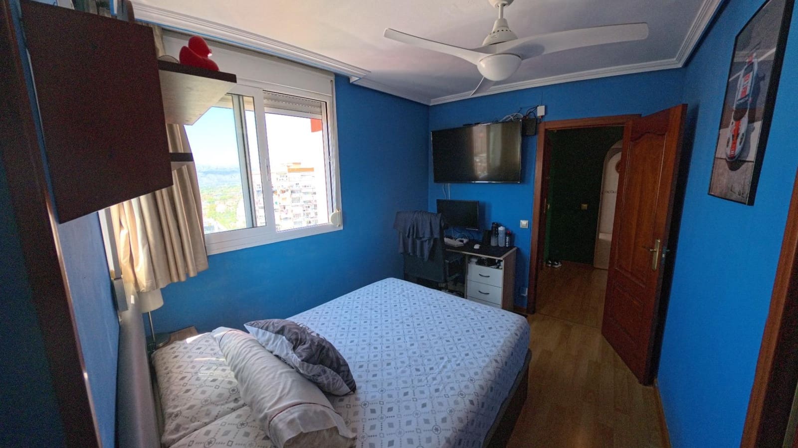 3 slaapkamer Penthouse te koop in Benidorm met zwembad - € 359.000 (Ref: 9176402)