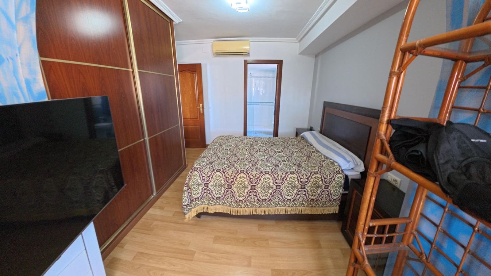 3 slaapkamer Penthouse te koop in Benidorm met zwembad - € 359.000 (Ref: 9176402)