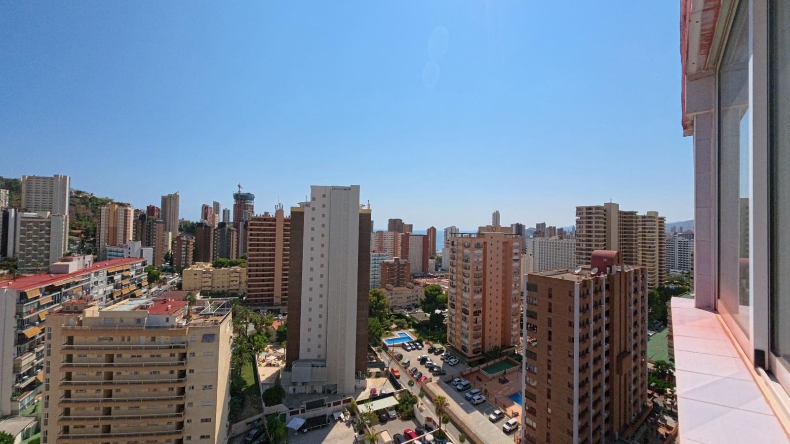 3 slaapkamer Penthouse te koop in Benidorm met zwembad - € 359.000 (Ref: 9176402)
