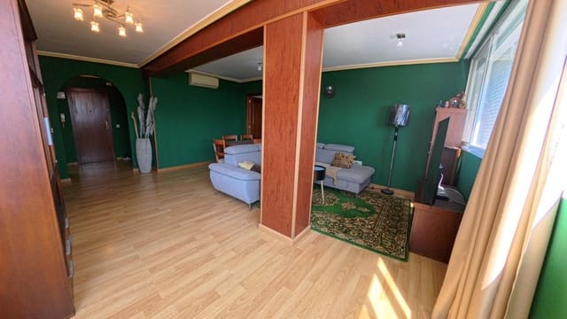 3 makuuhuone Kattohuoneisto myytävänä paikassa Benidorm mukana uima-altaan - 359 000 € (Ref: 9176402)