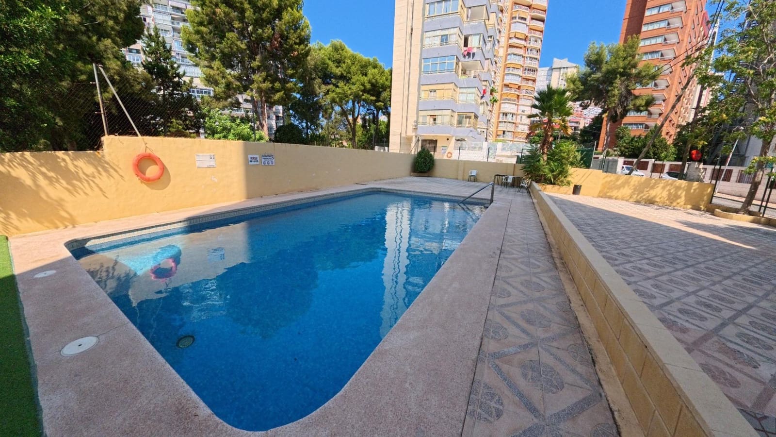 3 slaapkamer Penthouse te koop in Benidorm met zwembad - € 359.000 (Ref: 9176402)