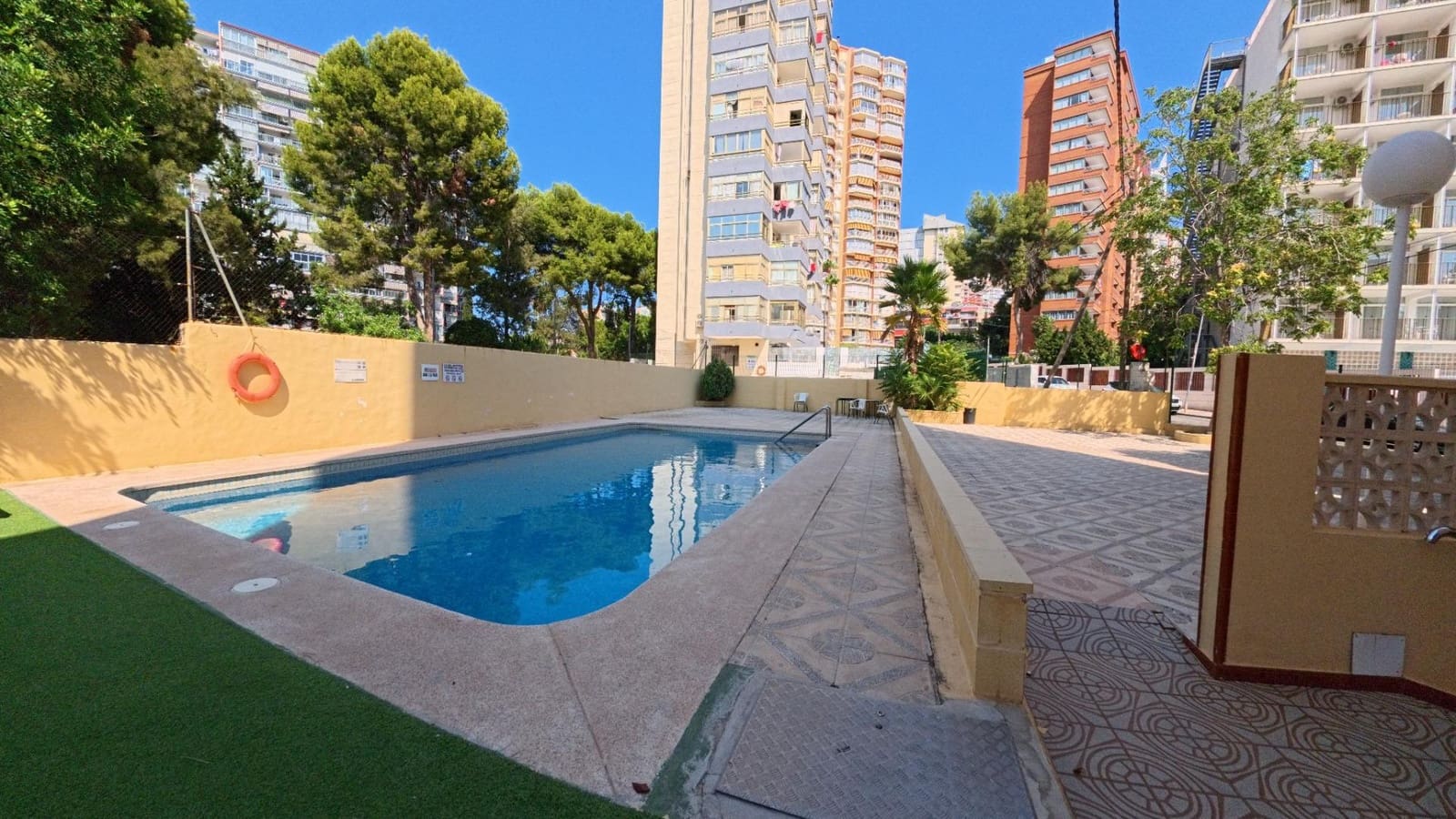 3 slaapkamer Penthouse te koop in Benidorm met zwembad - € 359.000 (Ref: 9176402)