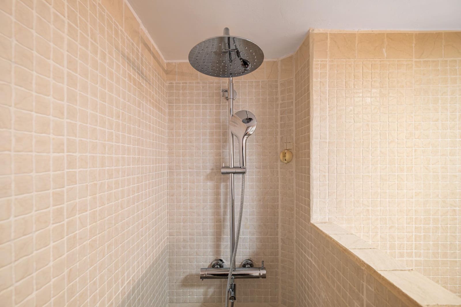 1 makuuhuone Huoneisto vuokrattavana paikassa Arenal - 795 € (Ref: 9191012)