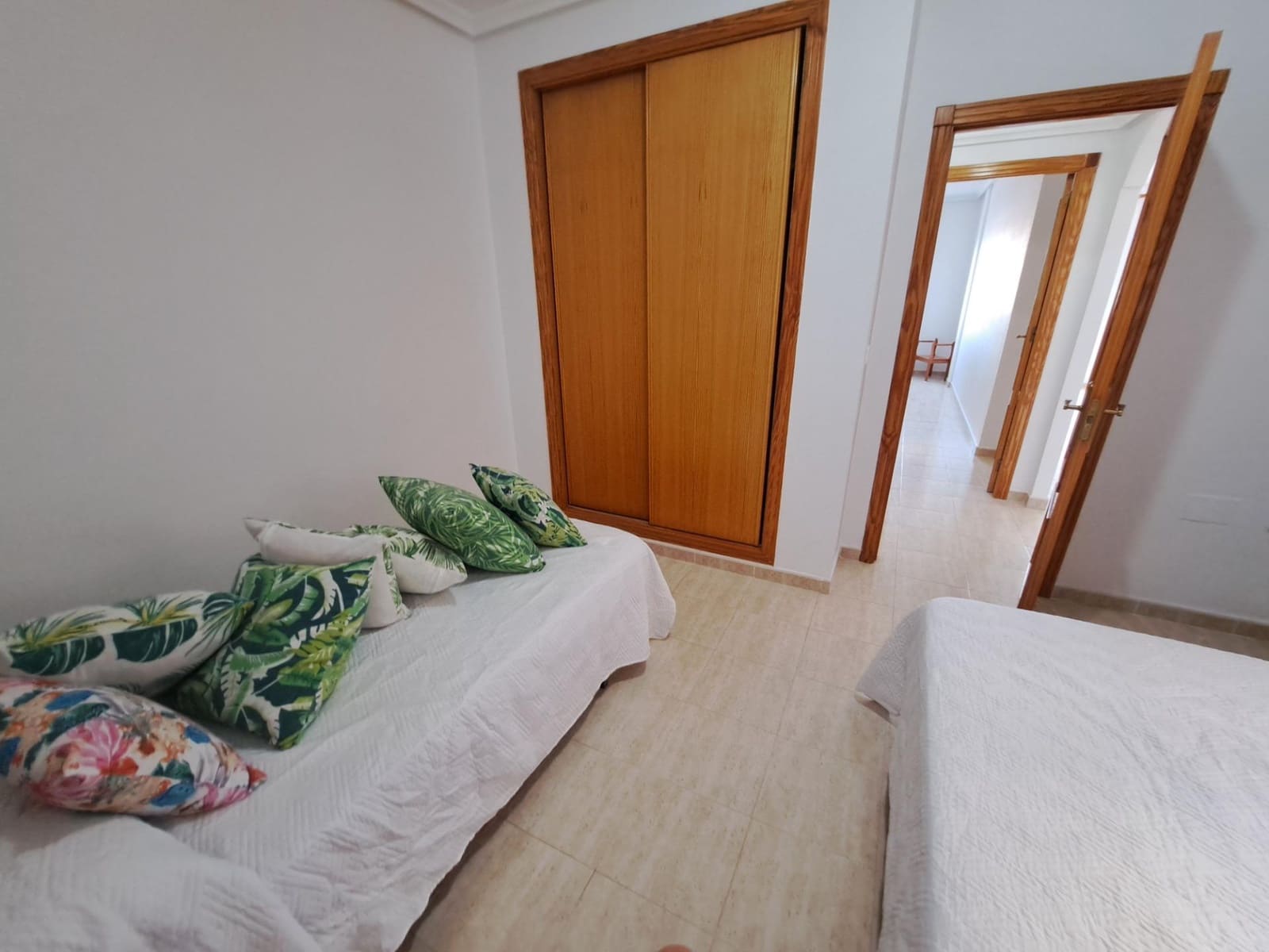 2 soveværelse Lejlighed til leje i Gran Alacant med swimmingpool - € 850 (Ref: 9193718)