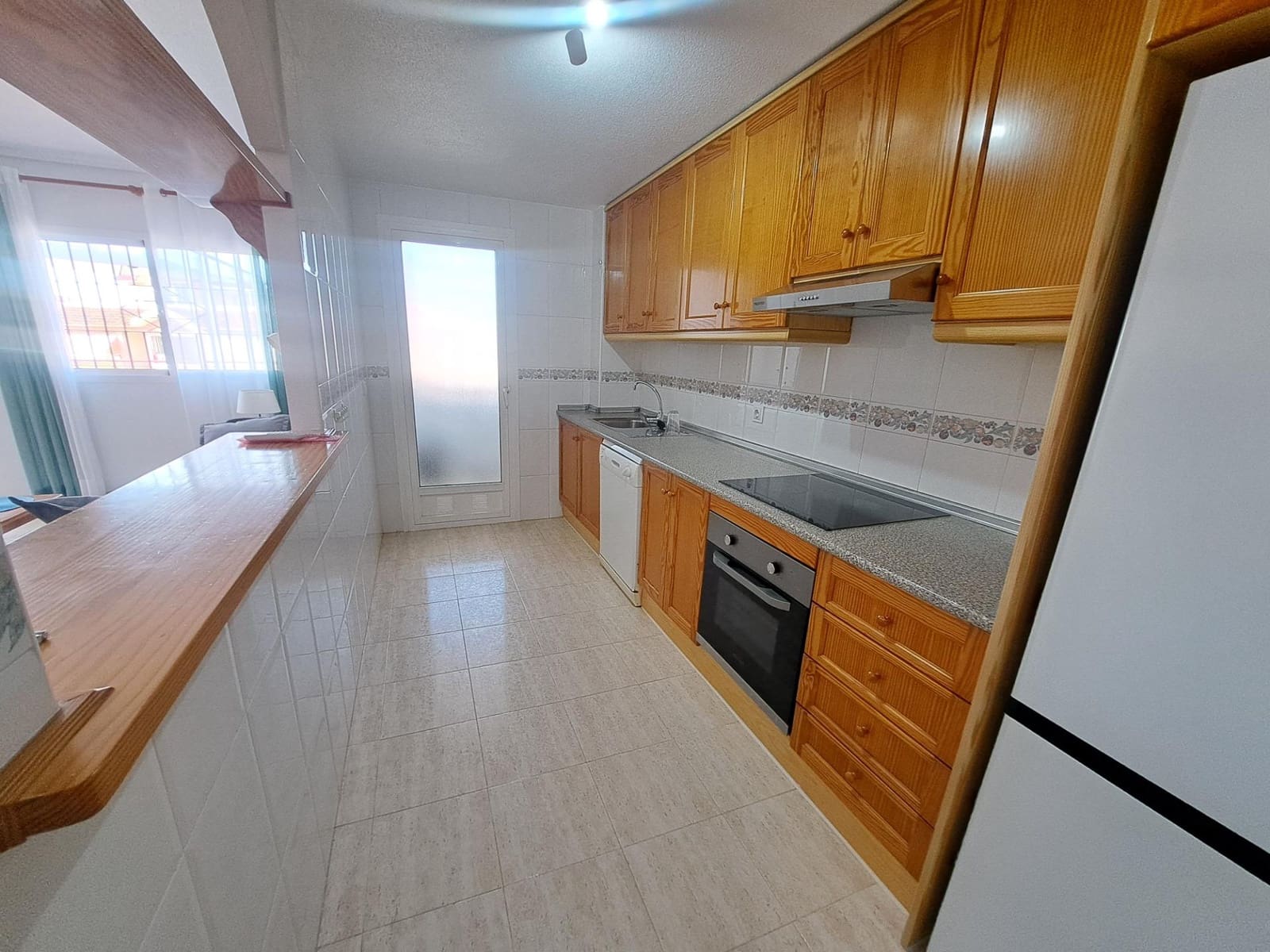 2 soveværelse Lejlighed til leje i Gran Alacant med swimmingpool - € 850 (Ref: 9193718)