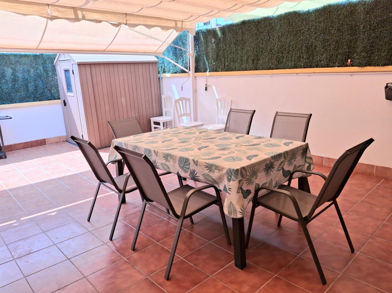 Adosado de 2 habitaciones en Elche / Elx en venta con garaje - 242.000 € (Ref: 9200405)