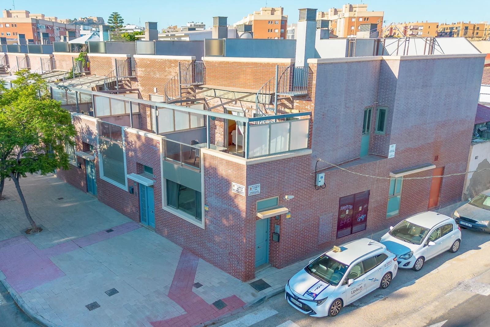 4 soveværelse Rækkehus til salg i Alicante by - € 459.000 (Ref: 9215359)