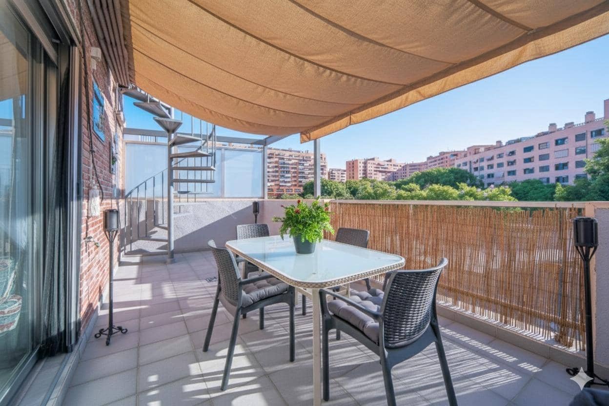 Adosado de 4 habitaciones en Alicante / Alacant ciudad en venta - 459.000 € (Ref: 9215359)
