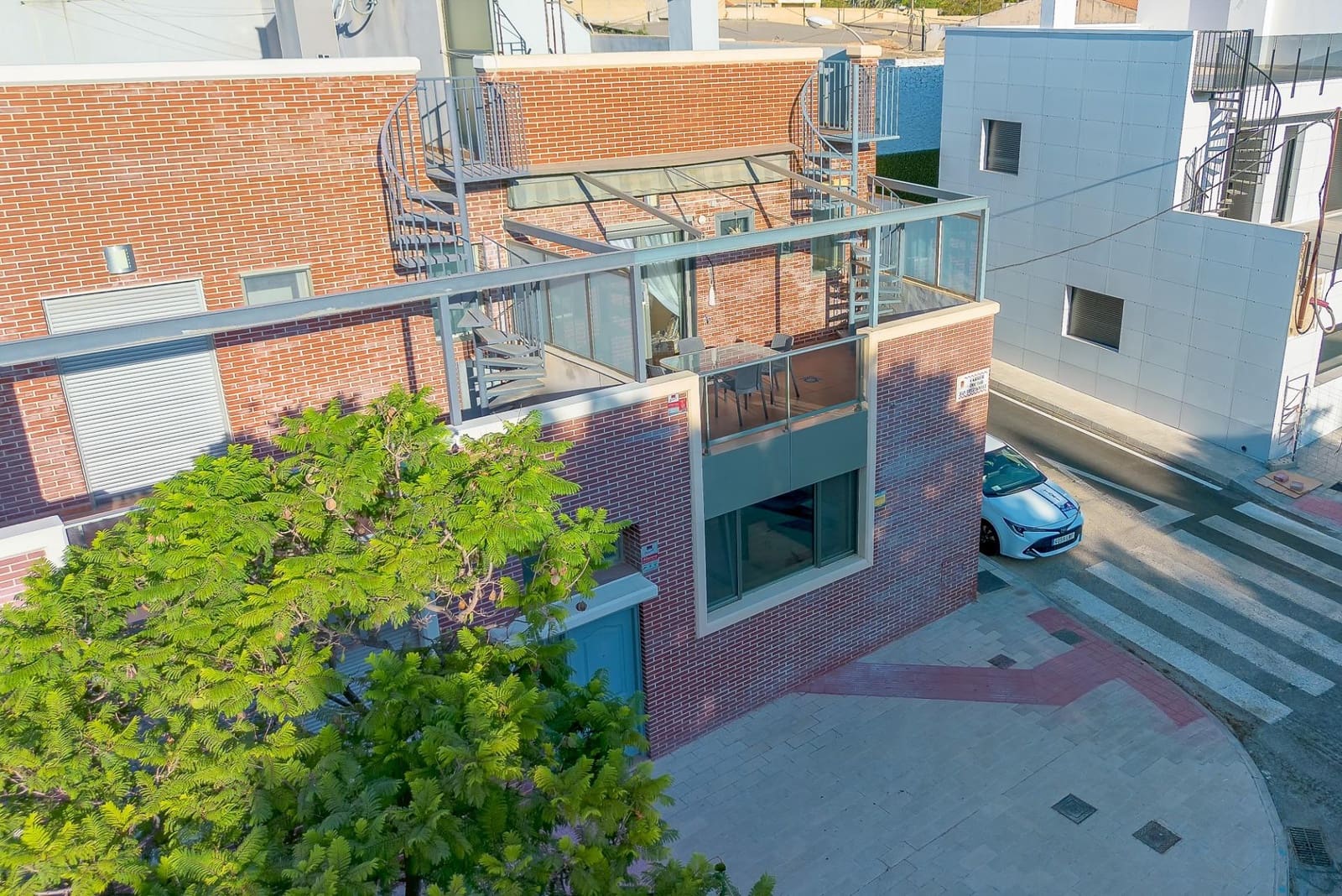 Adosado de 4 habitaciones en Alicante / Alacant ciudad en venta - 459.000 € (Ref: 9215359)