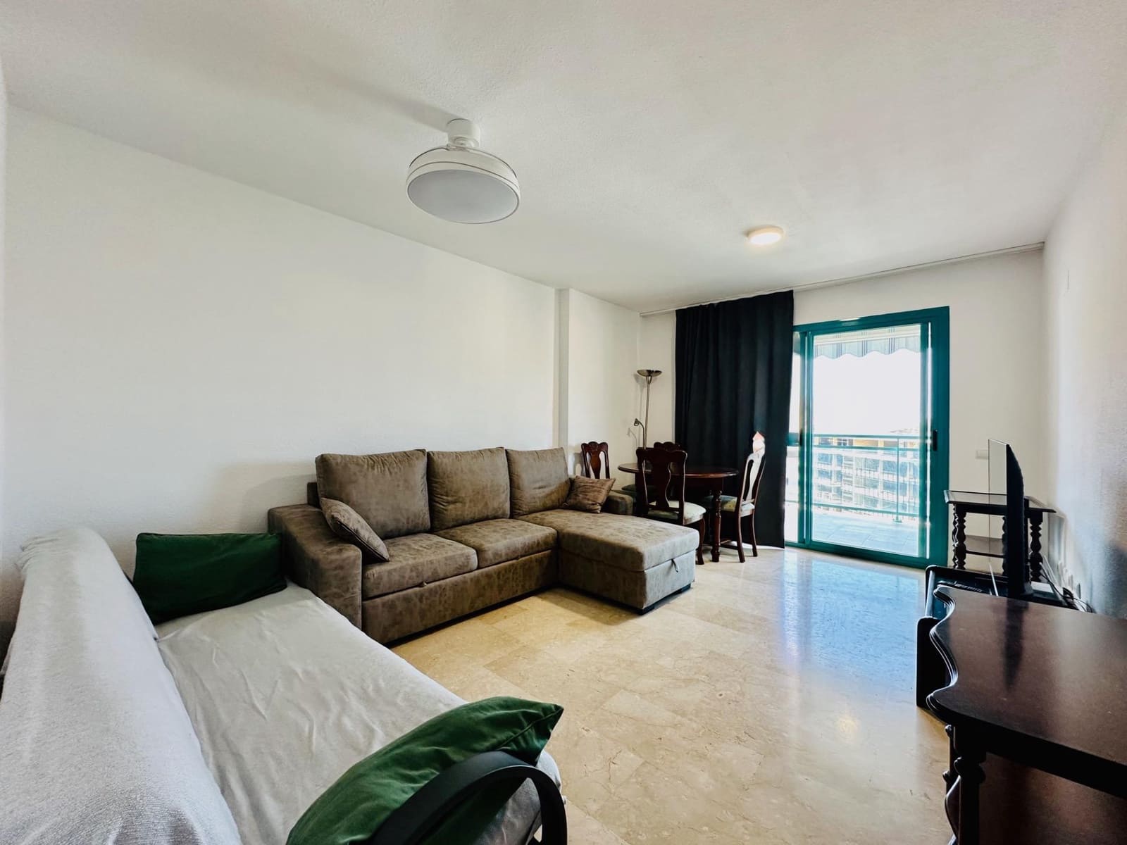 1 makuuhuone Huoneisto vuokrattavana paikassa La Villajoyosa / Vila Joiosa mukana uima-altaan - 850 € (Ref: 9215361)