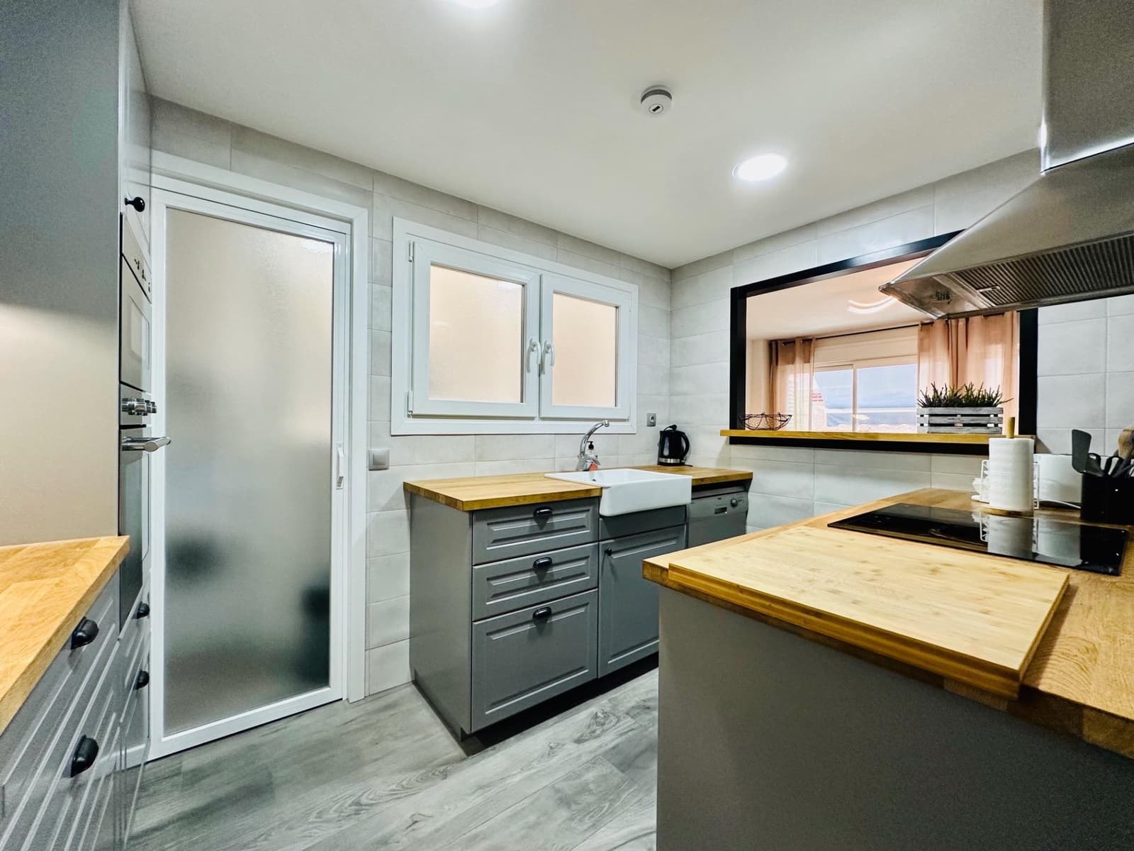 3 bedroom Apartment for rent in La Villajoyosa / Vila Joiosa - € 1,150 (Ref: 9215362)