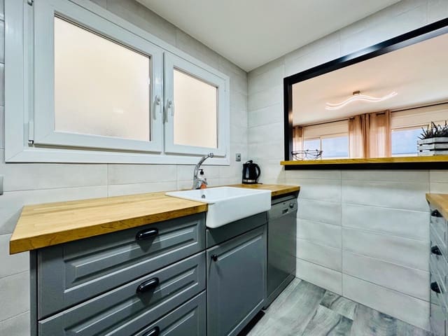 3 soveværelse Lejlighed til leje i La Villajoyosa / Vila Joiosa - € 1.090 (Ref: 9215362)