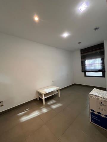 2 Zimmer Apartment zu vermieten in Elche / Elx mit Garage - 800 € (Ref: 9215363)