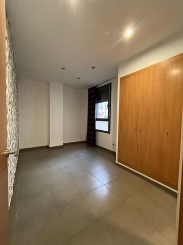 2 Zimmer Apartment zu vermieten in Elche / Elx mit Garage - 800 € (Ref: 9215363)