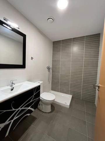 2 Zimmer Apartment zu vermieten in Elche / Elx mit Garage - 800 € (Ref: 9215363)