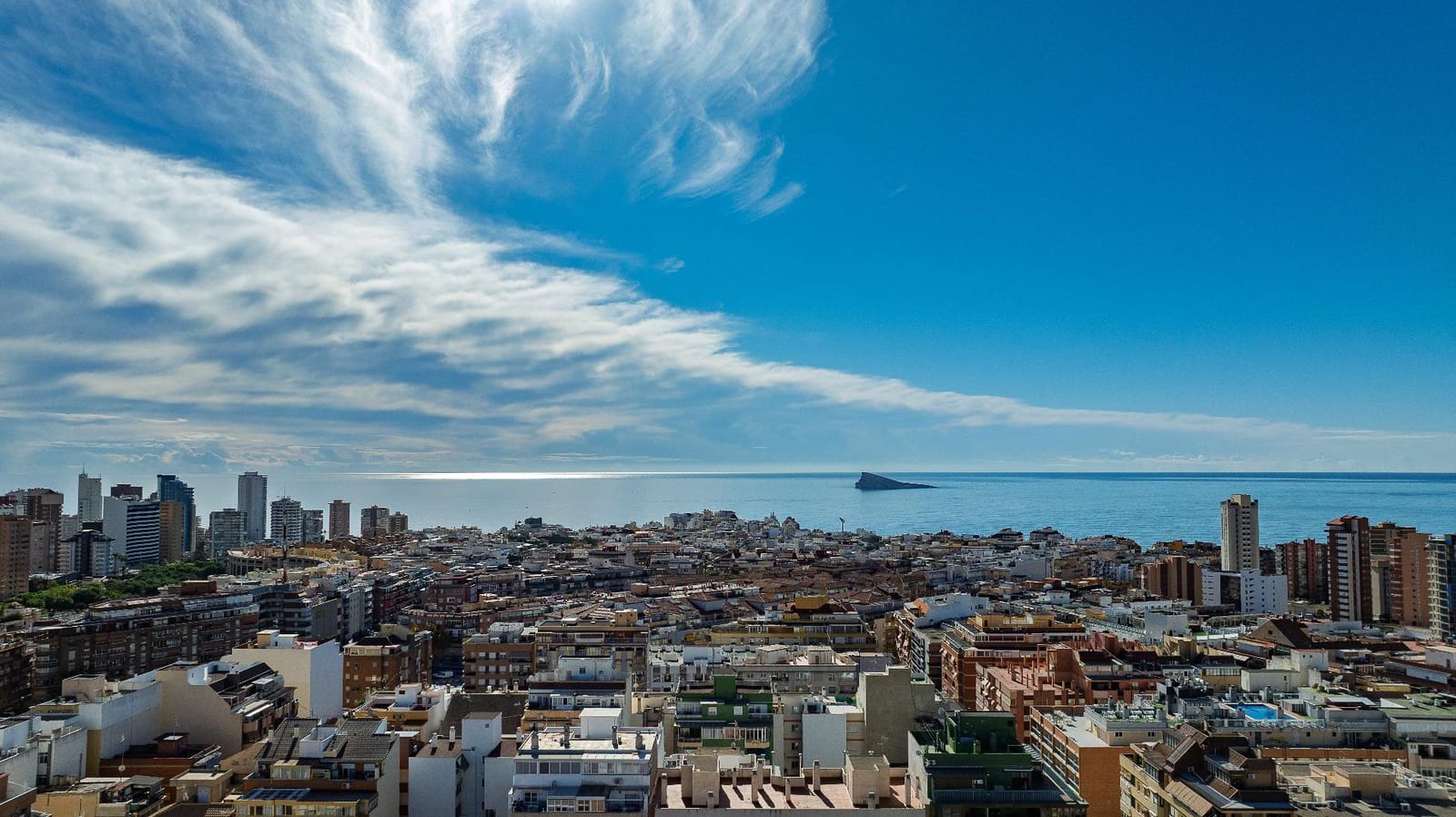 Commercial for sale in Benidorm - € 89,500 (Ref: 9220211)