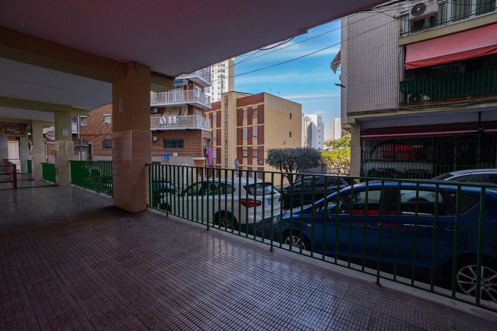 Kaupallinen myytävänä paikassa Benidorm - 85 500 € (Ref: 9220211)