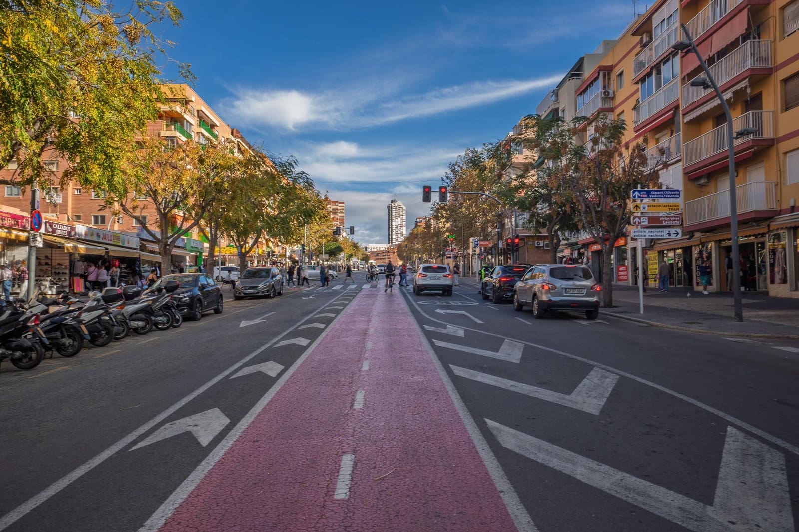 Kaupallinen myytävänä paikassa Benidorm - 85 500 € (Ref: 9220211)