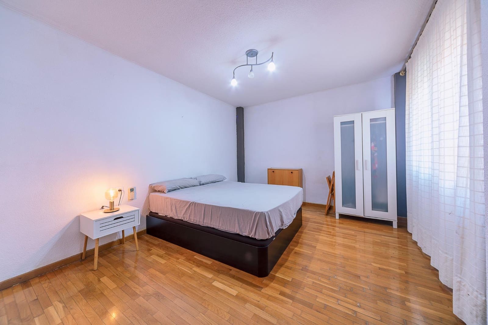 4 soveværelse Lejlighed til salg i Alicante by - € 195.000 (Ref: 9232837)