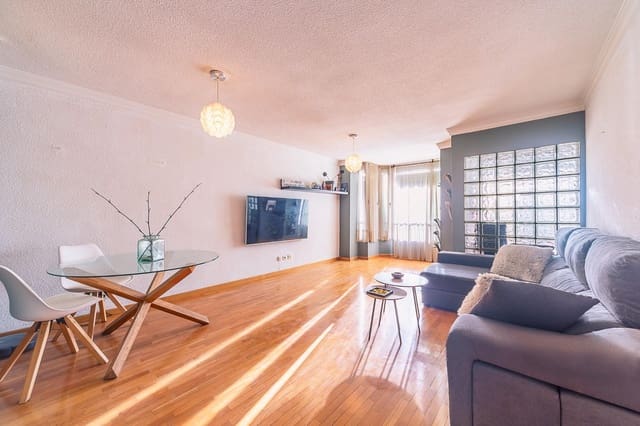 4 sypialnia Mieszkanie na sprzedaż w Santo Domingo, Miasto Alicante / Alacant - 195 000 € (Ref: 9232837)