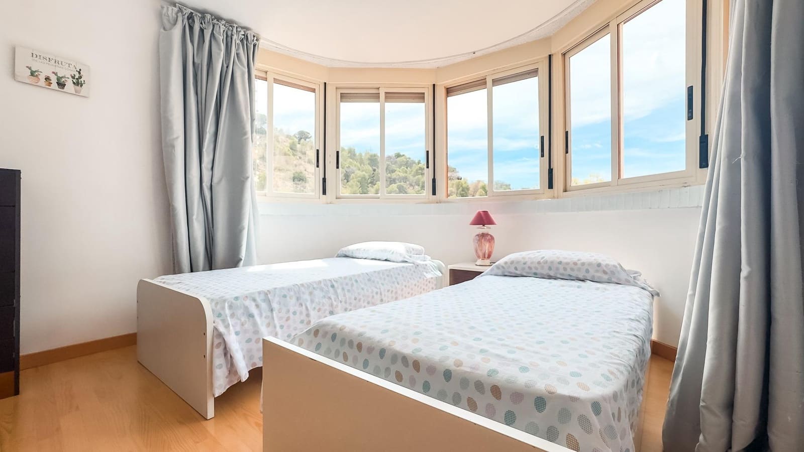 2 sypialnia Mieszkanie na sprzedaż w Benidorm z basenem garażem - 199 000 € (Ref: 9236882)