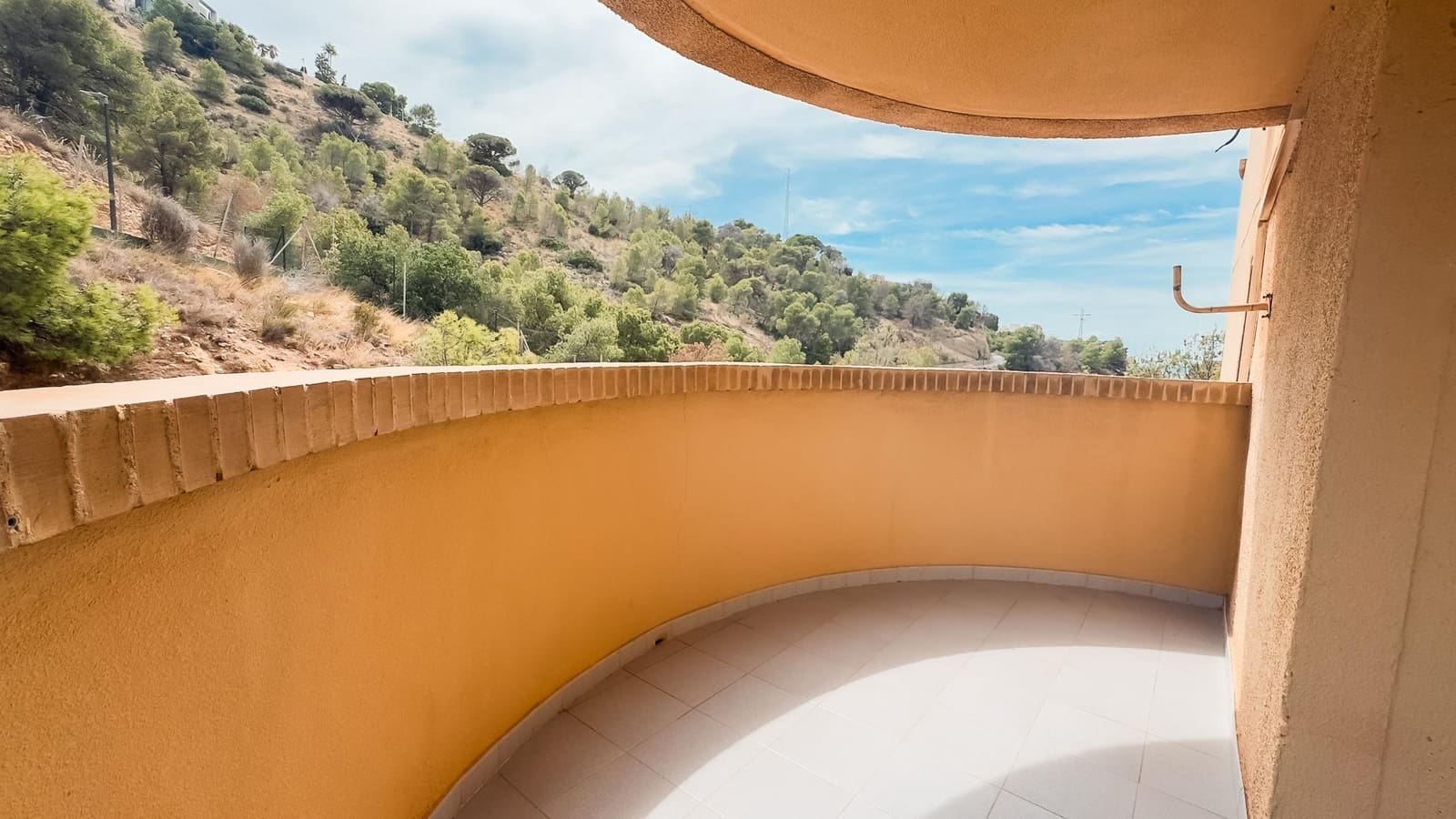 2 sypialnia Mieszkanie na sprzedaż w Benidorm z basenem garażem - 199 000 € (Ref: 9236882)