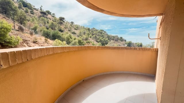 2 soverom Leilighet til salgs i Benidorm med svømmebasseng garasje - € 199 000 (Ref: 9236882)