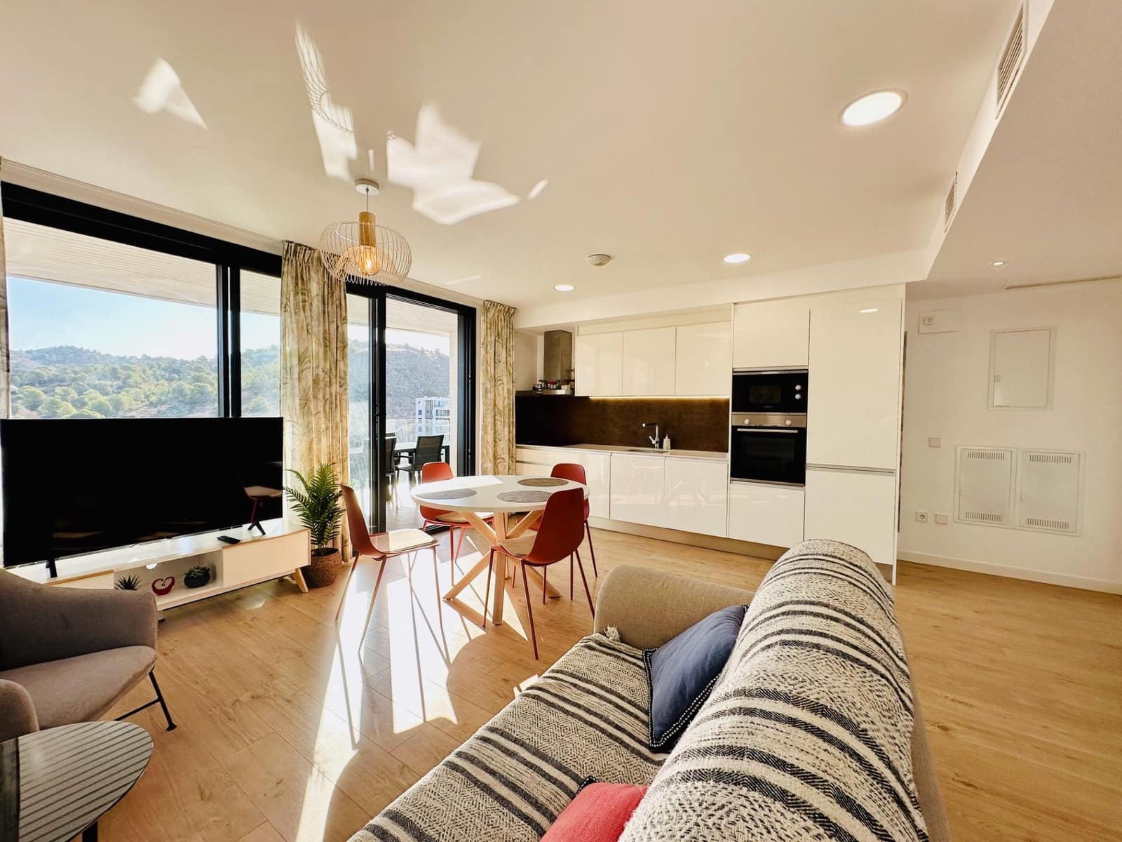 1 bedroom Apartment for rent in La Villajoyosa / Vila Joiosa with pool - € 1,275 (Ref: 9243310)