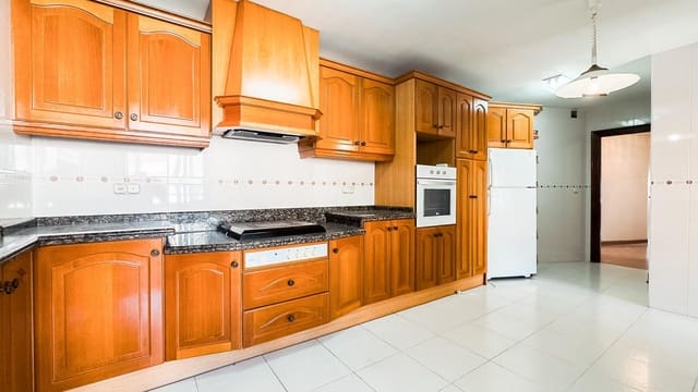 5 camera da letto Appartamento in vendita in Alicante città - 450.000 € (Rif: 9247199)