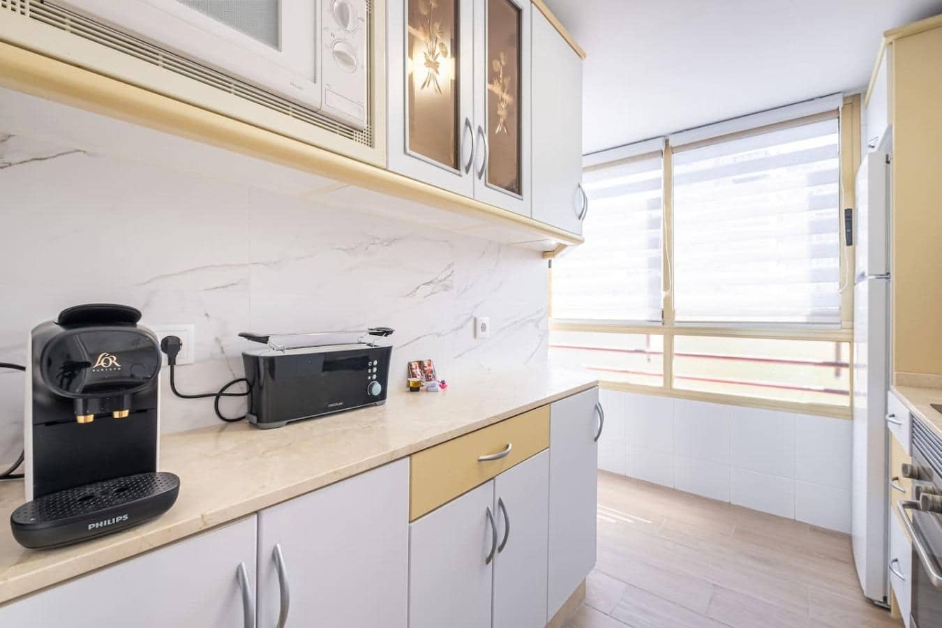 2 slaapkamer Appartement te huur in Benidorm met zwembad - € 1.200 (Ref: 9257234)