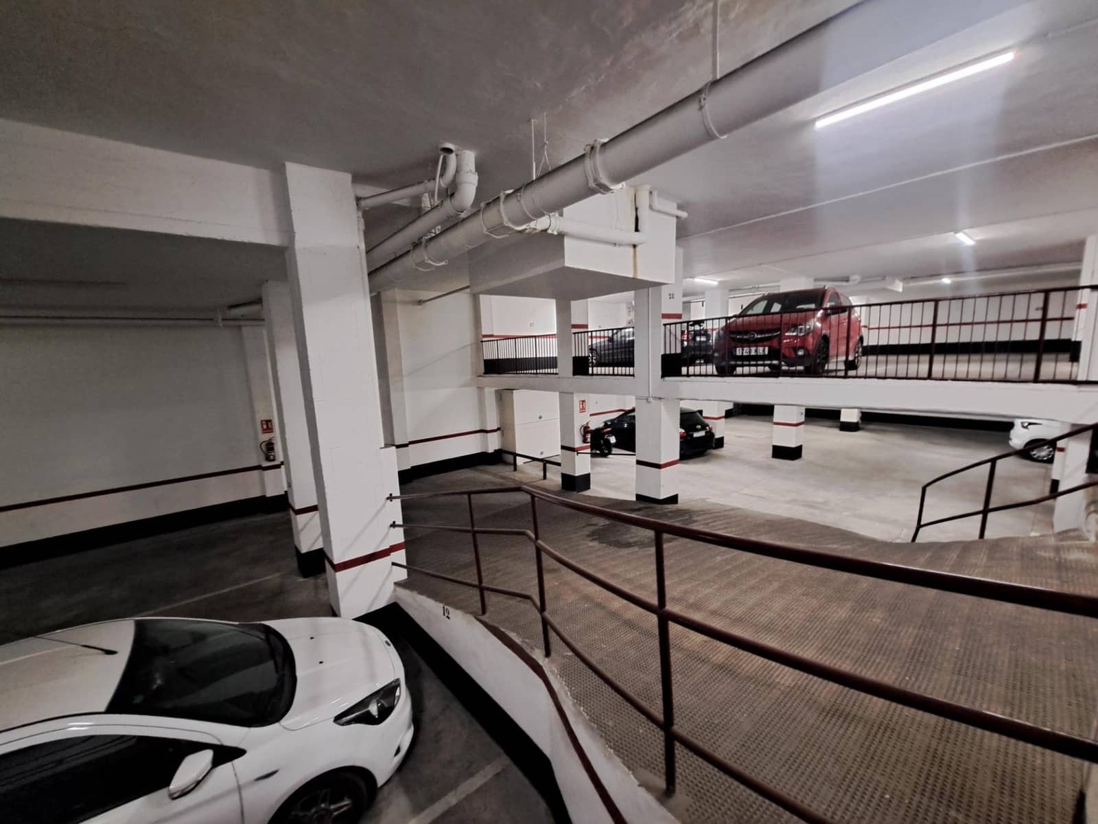 Garage till salu i Alicante stad - 28 000 € (Ref: 9269660)