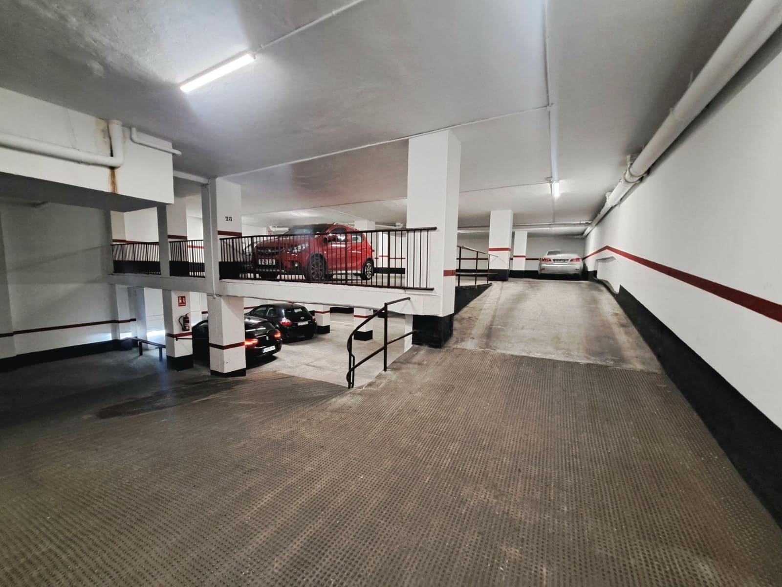 Garage for sale in Alicante / Alacant city - € 26,000 (Ref: 9269660)