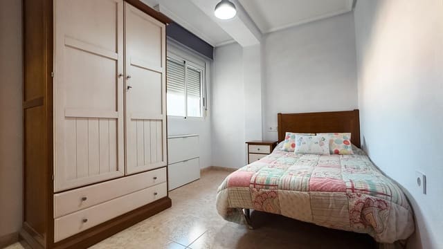 3 bedroom Bungalow for sale in Catral with garage - € 165,000 (Ref: 9272537)