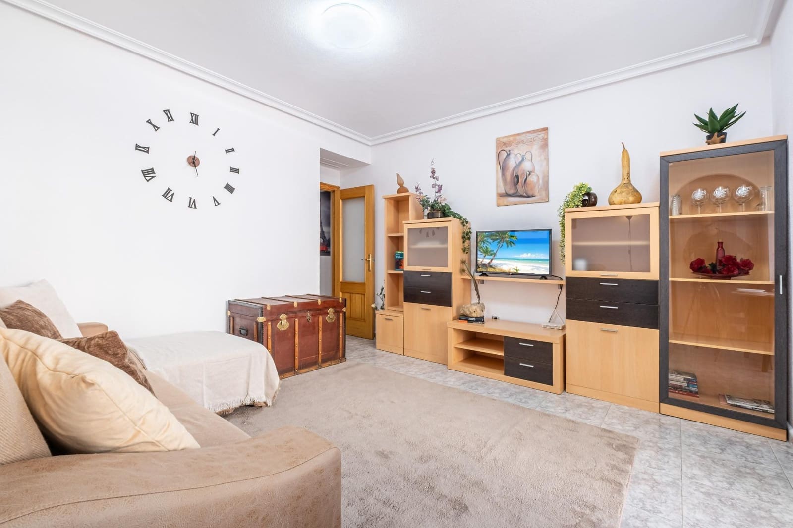 2 soverom Leilighet til leie i Guardamar del Segura med garasje - € 1 050 (Ref: 9303433)