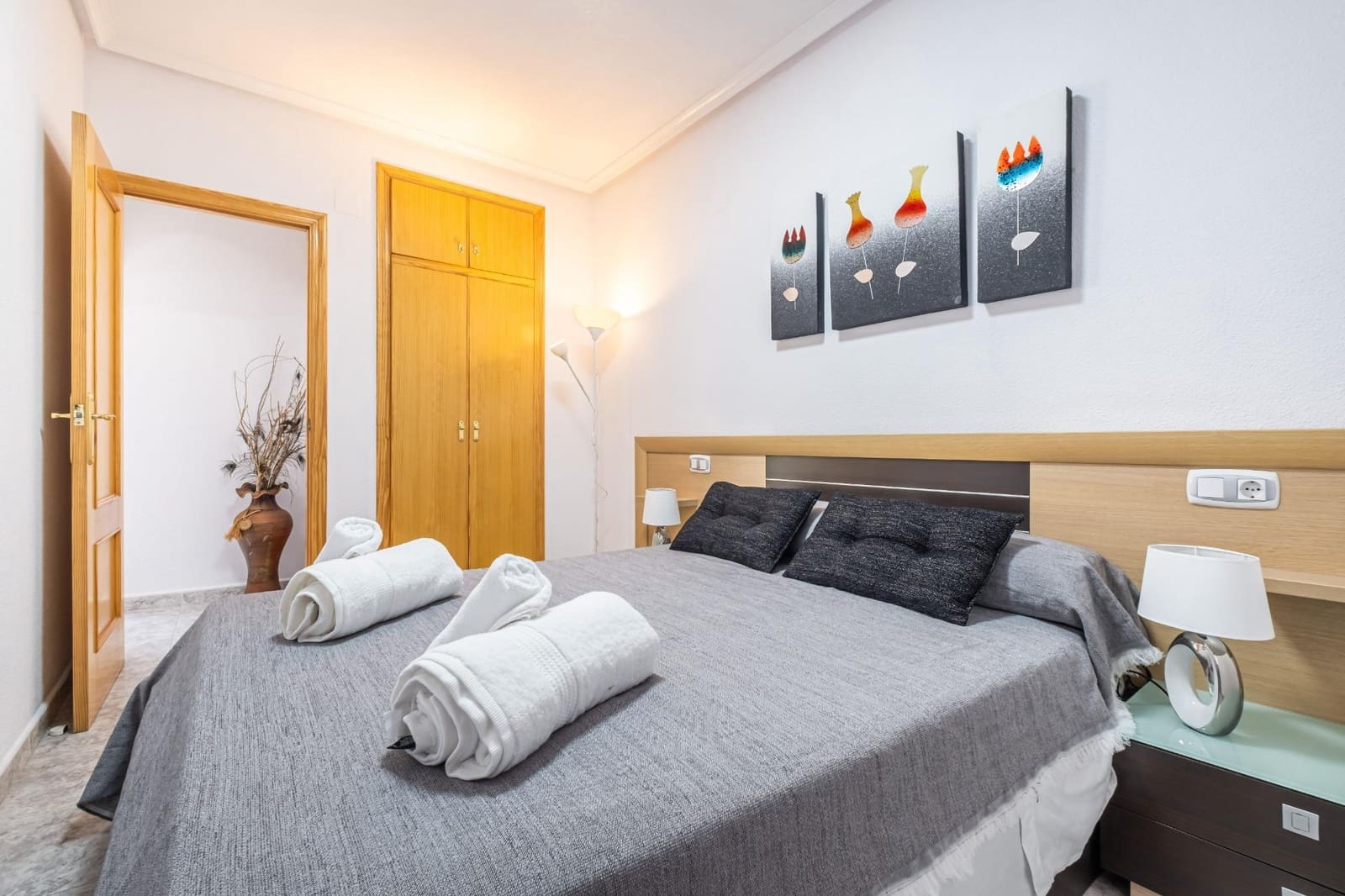 2 soverom Leilighet til leie i Guardamar del Segura med garasje - € 1 050 (Ref: 9303433)