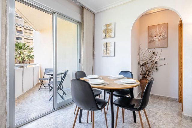 2 soverom Leilighet til leie i Guardamar del Segura med garasje - € 1 050 (Ref: 9303433)