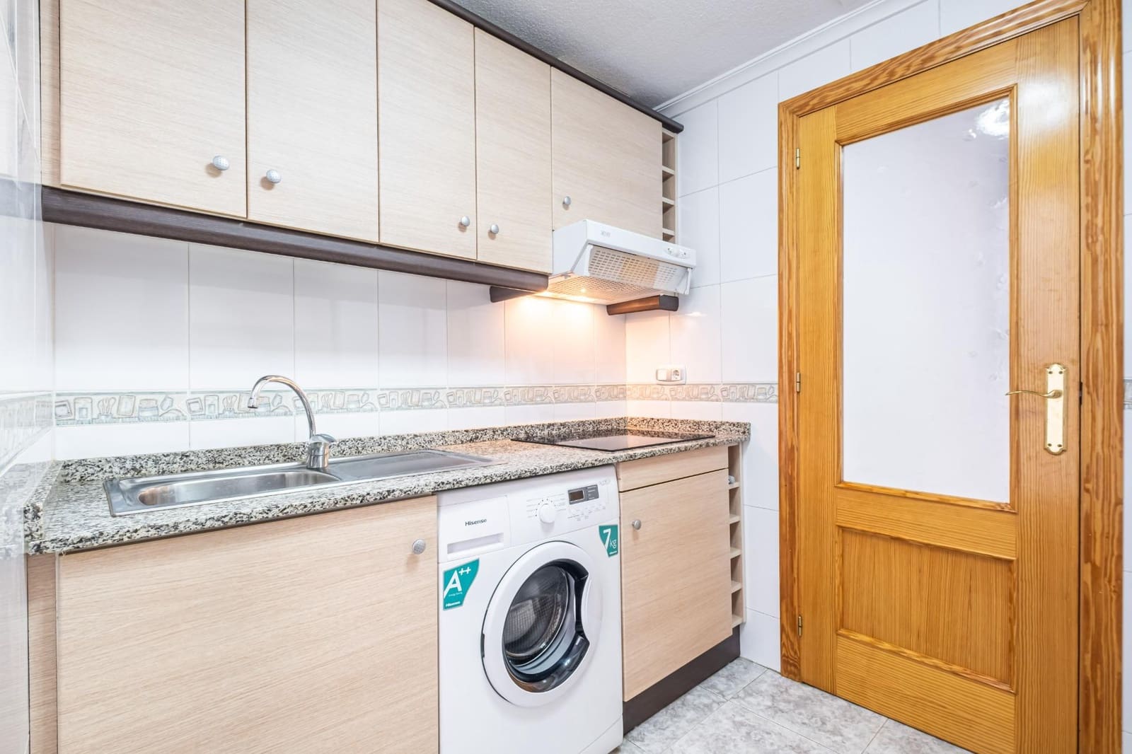 2 soverom Leilighet til leie i Guardamar del Segura med garasje - € 1 050 (Ref: 9303433)