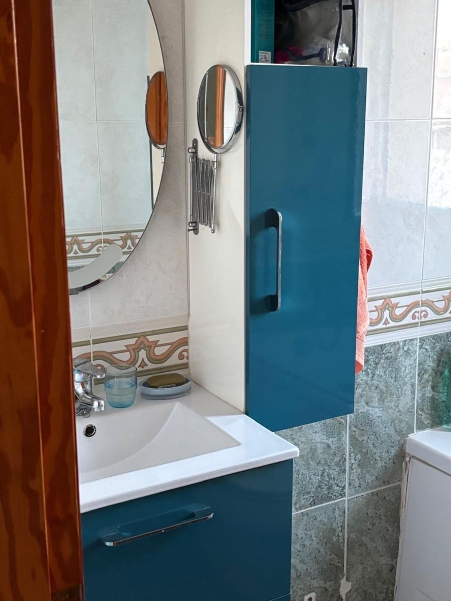 2 bedroom Apartment for sale in La Villajoyosa / Vila Joiosa with garage - € 310,000 (Ref: 9308552)