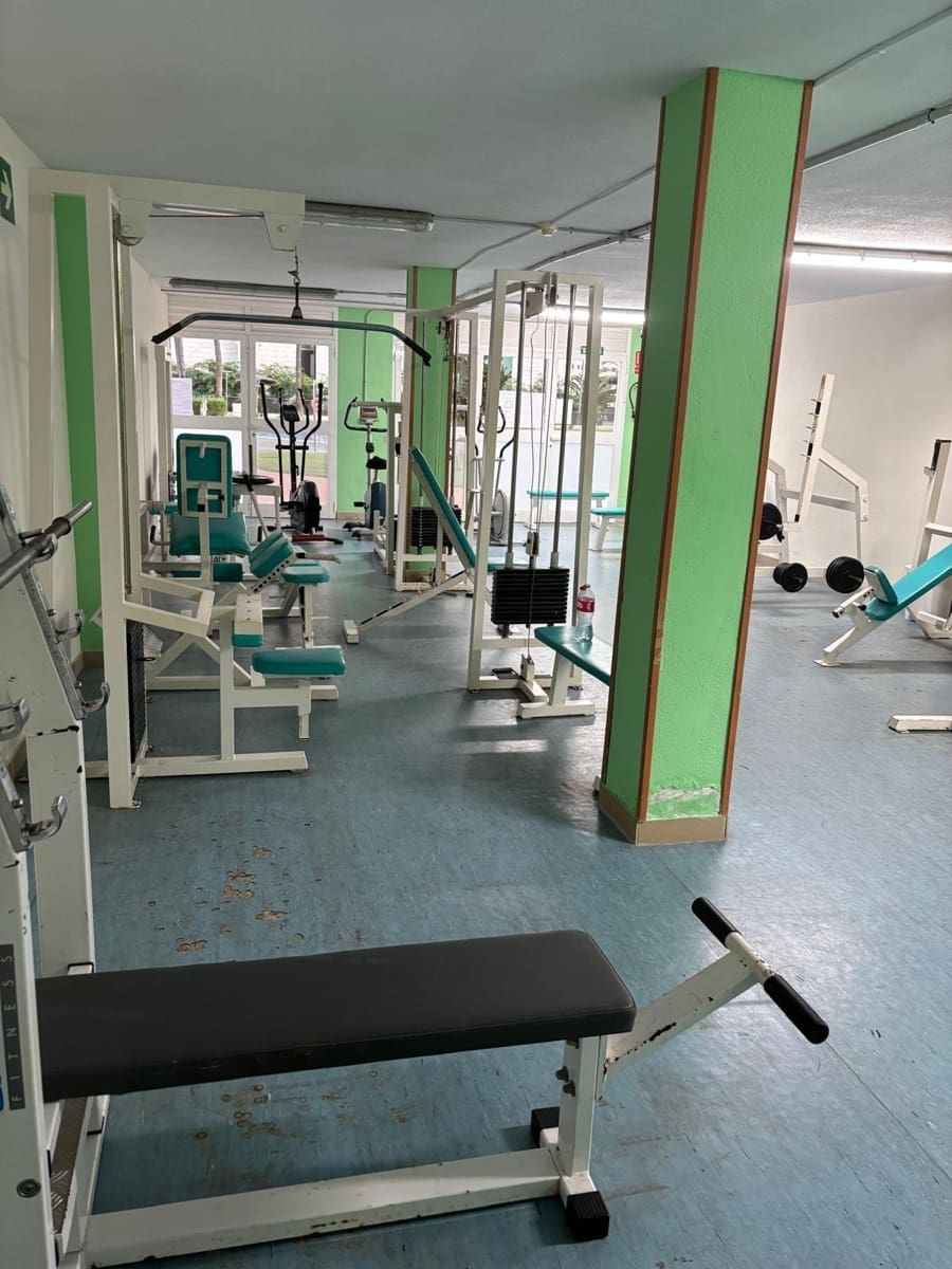 2 bedroom Apartment for sale in La Villajoyosa / Vila Joiosa with garage - € 310,000 (Ref: 9308552)