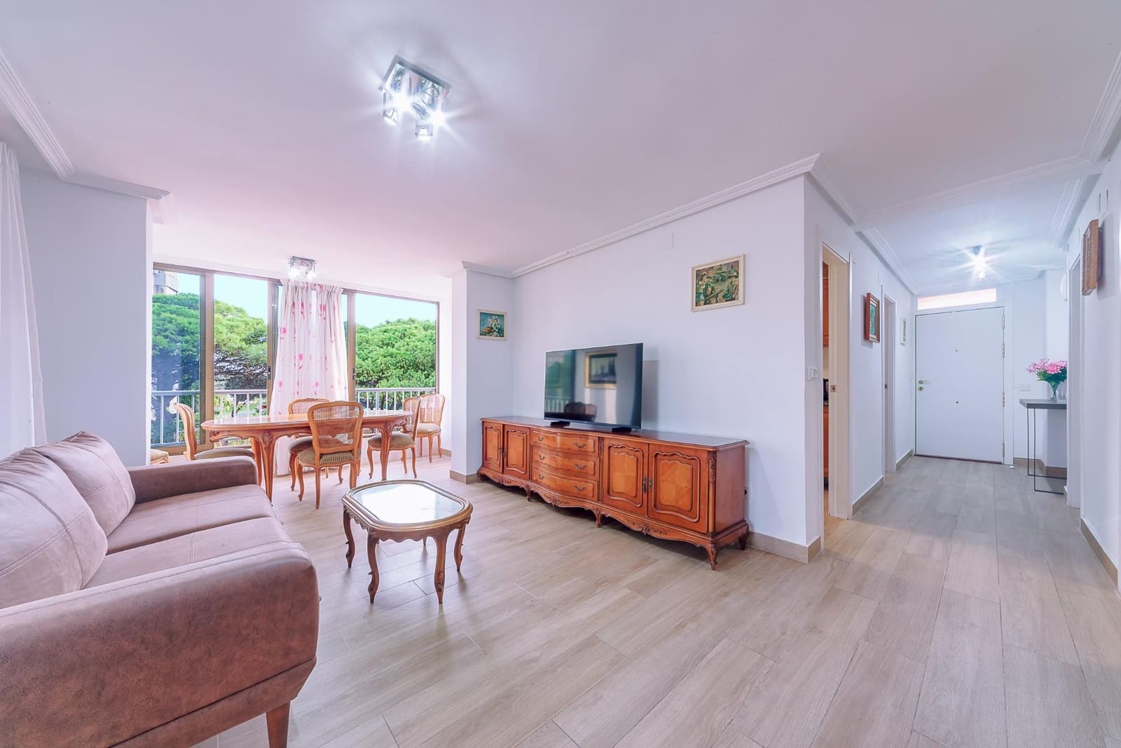 Piso de 3 habitaciones en Playa de San Juan en venta con piscina - 345.000 € (Ref: 9310857)