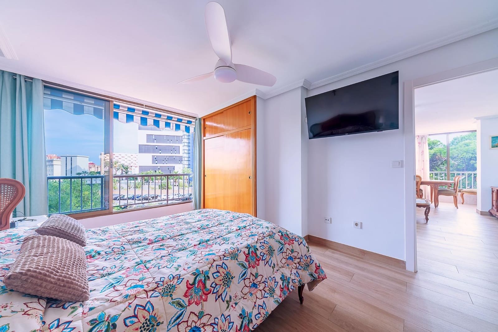 Piso de 3 habitaciones en Playa de San Juan en venta con piscina - 345.000 € (Ref: 9310857)