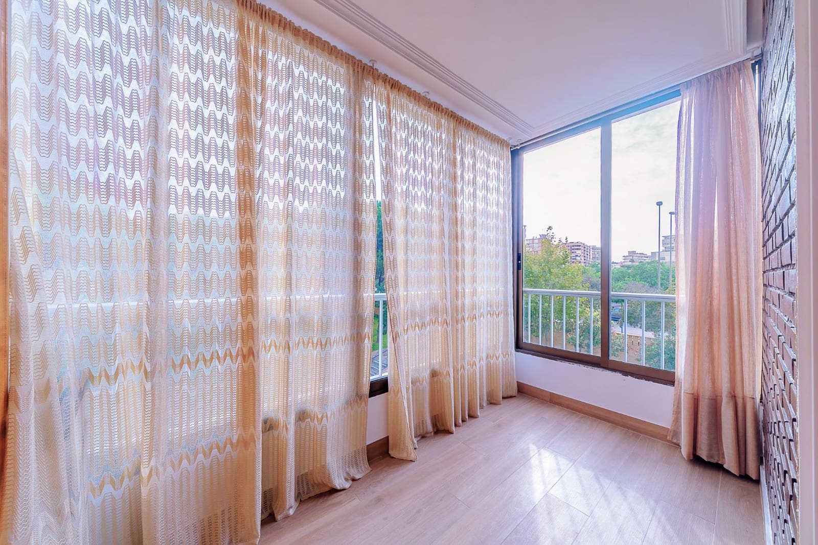 Piso de 3 habitaciones en Playa de San Juan en venta con piscina - 345.000 € (Ref: 9310857)