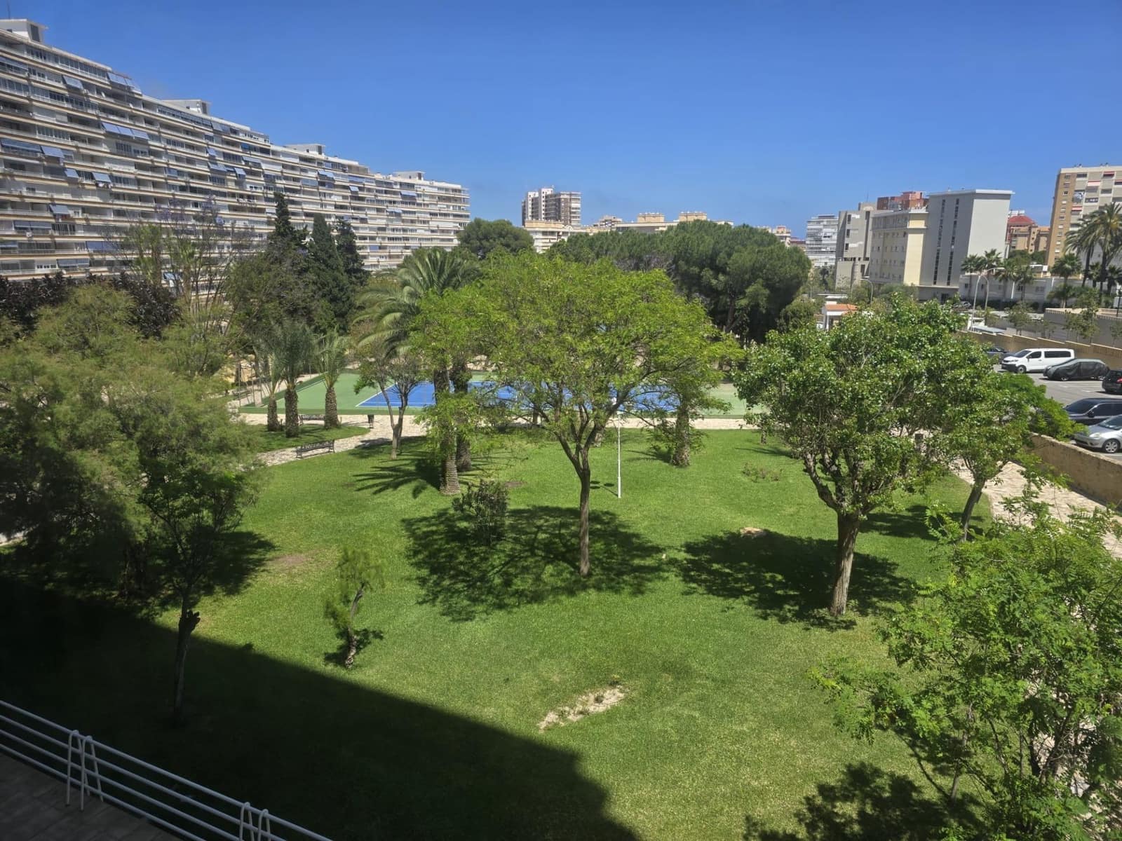 Piso de 3 habitaciones en Playa de San Juan en venta con piscina - 345.000 € (Ref: 9310857)