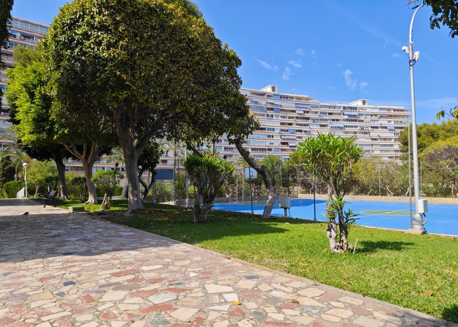 Piso de 3 habitaciones en Playa de San Juan en venta con piscina - 345.000 € (Ref: 9310857)