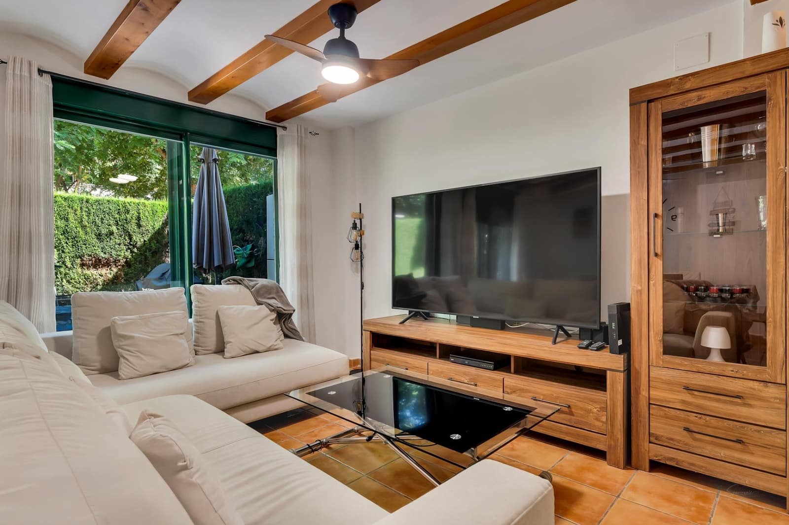 4 sypialnia Dom szeregowy na sprzedaż w Arenal z basenem garażem - 670 000 € (Ref: 9326393)